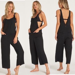 Billabong Run Wild size L NWT